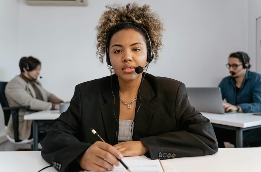 verified business helpline 0120 883 315